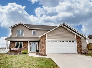 1207 Mount Fable Pl, Fort Wayne, IN 46845