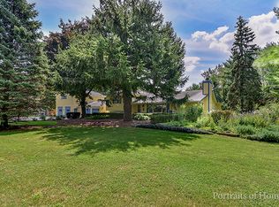 25W571 75th St, Naperville, IL 60565