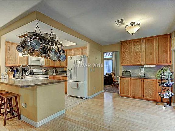 4th image of 2832 Huber Heights Dr