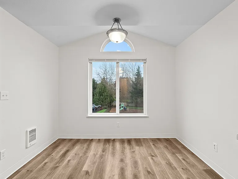 Spacious 2x2 Apartment Homes in Central Tacoma! — Photo 48