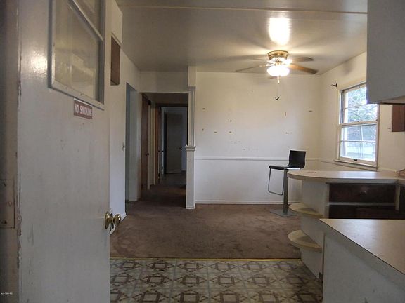 3rd image of 115 47th St SE