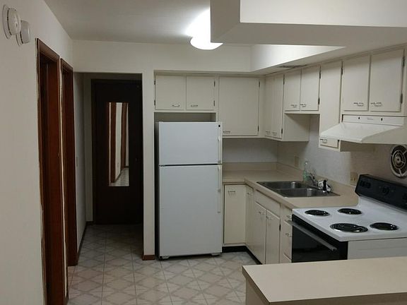 Kitchen (Current)