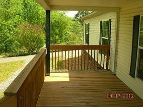 3rd image of 3135 Mill Run Dr