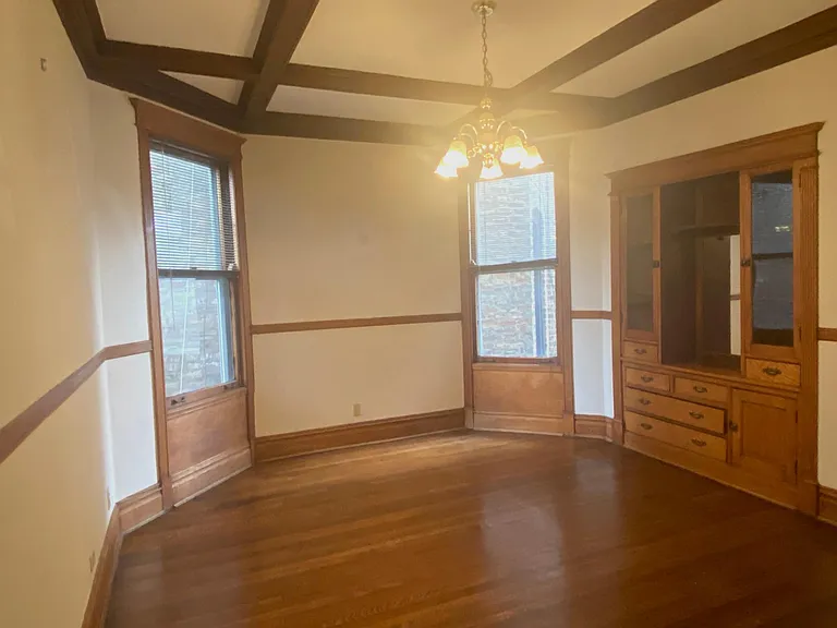 1031 W Dakin St #2 — Photo 8