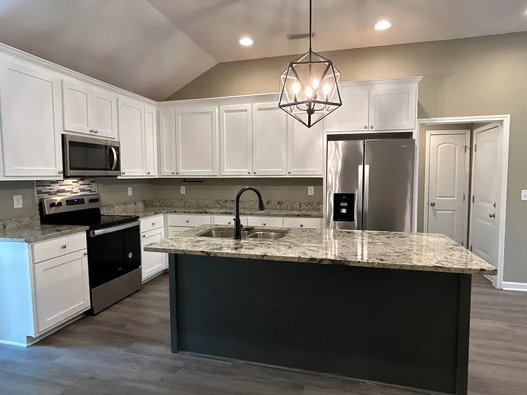 2570 County Road 43 #402 — Photo 3