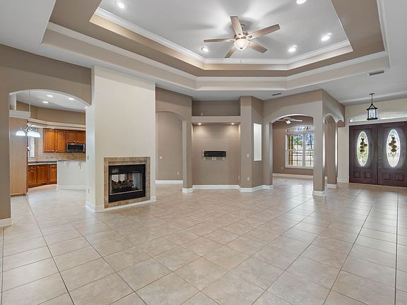 5th image of 1049 Napa Way