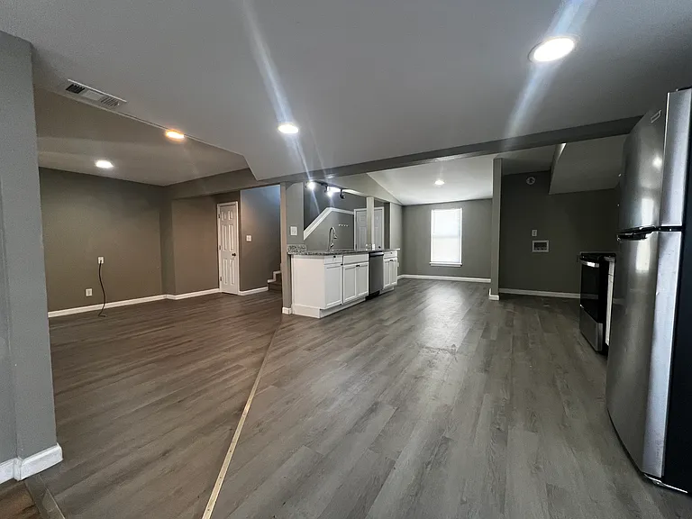 4716 S 31st West Ave — Photo 16