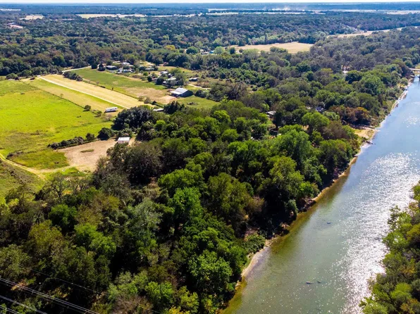 143 Private Road 221a, Aquilla, TX 76622