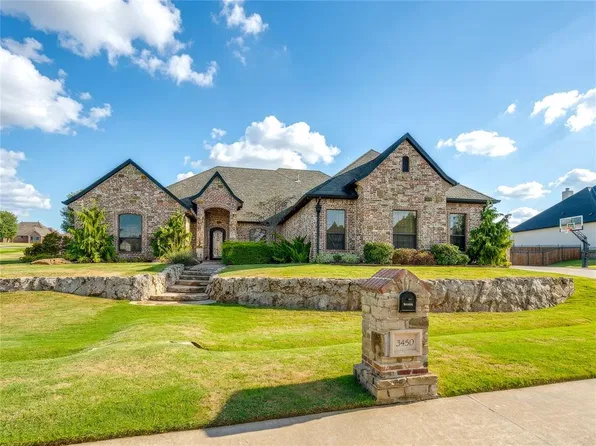 3450 Sarah Dr, Newcastle, OK 73065