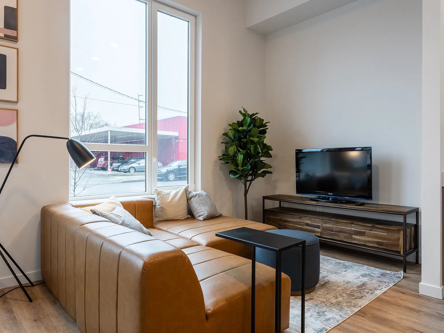 Navalia Apartments — Photo 4