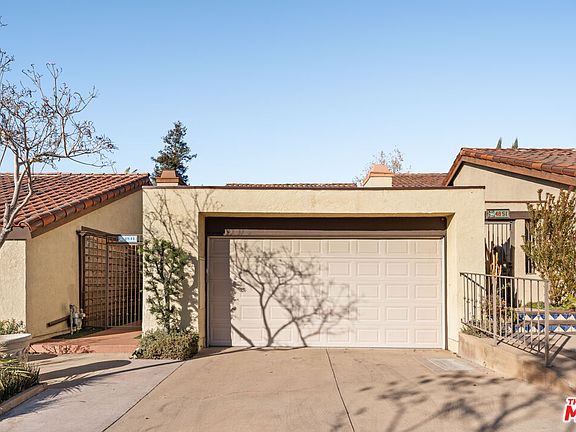 2nd image of 4841 Park Terrace Dr