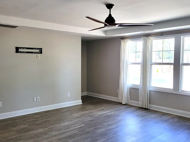429 Gretchen Rd — Photo 35