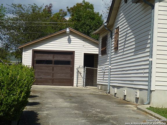 4th image of 111 Archimedes Dr