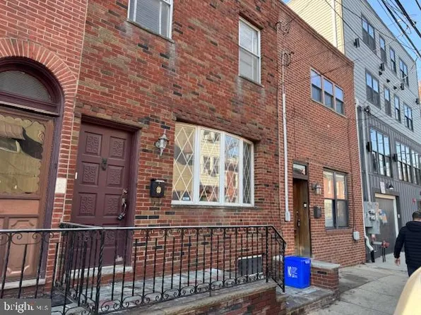 1122 S 7th St, Philadelphia, PA 19147