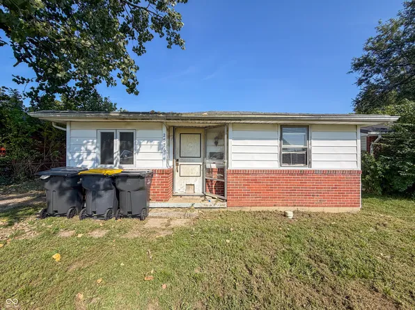 2826 Walton St, Anderson, IN 46016
