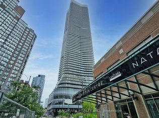 11 Wellesley St W #2502, Toronto, ON M4Y 0G4