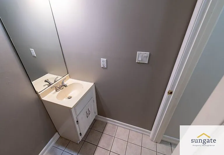 1303 Patapsco St — Photo 16
