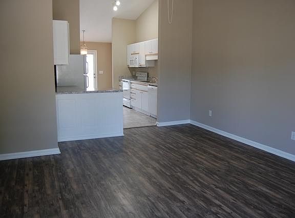 2nd image of 4010 Elkin Ridge Dr #A