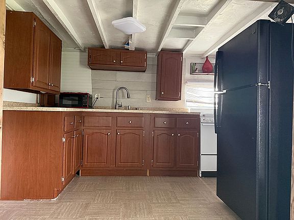 4th image of 1159 Harry Sutton Rd