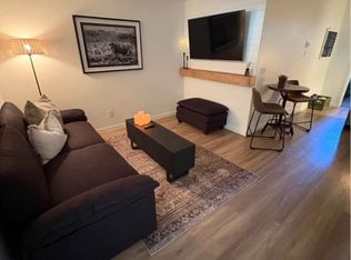 985 E Mahogany Blvd SE, Calgary, AB T3M 2W7