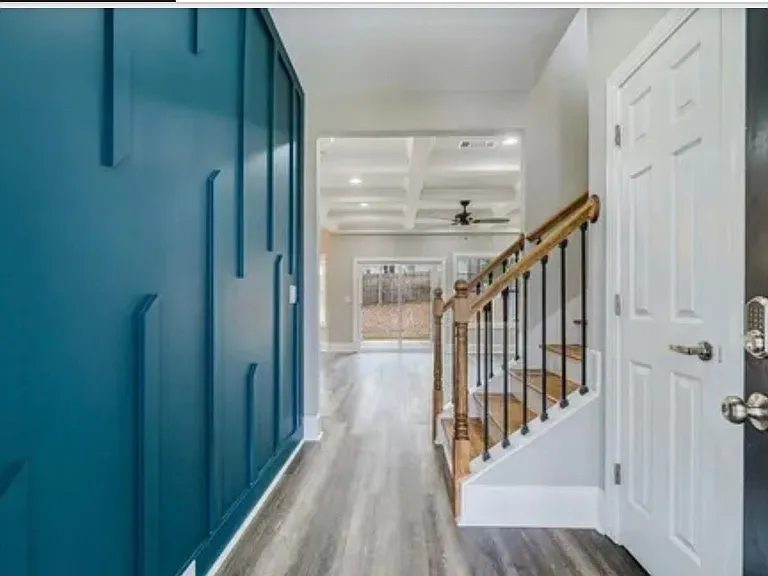 Lily Dr — Photo 3