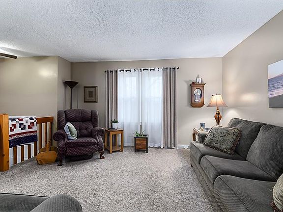 4th image of 24275 Sandusky Rd