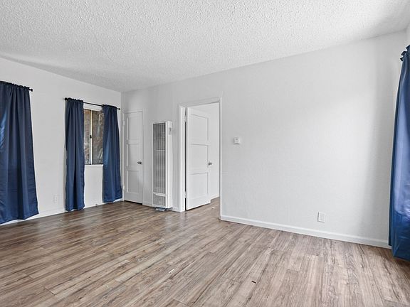 5th image of 1100-1102 W 94th St #1100