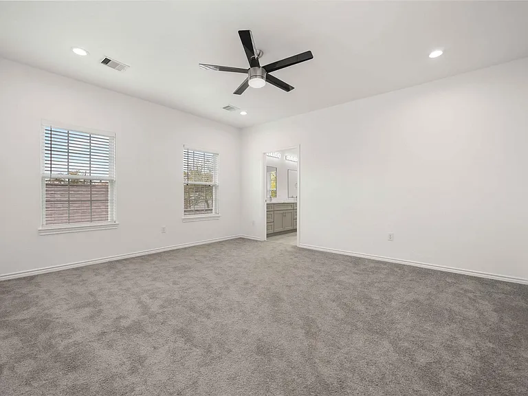 4406 Sterling St #B — Photo 19