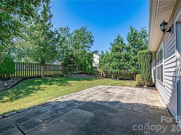 12819 Slade Castle Ct — Photo 28
