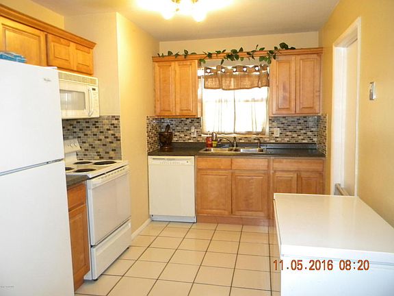 5th image of 1413 Rosemary Dr