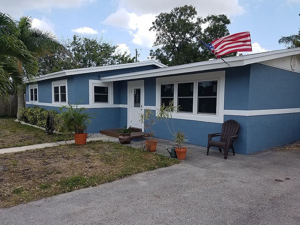 2nd image of 1112 NW 18th Ct