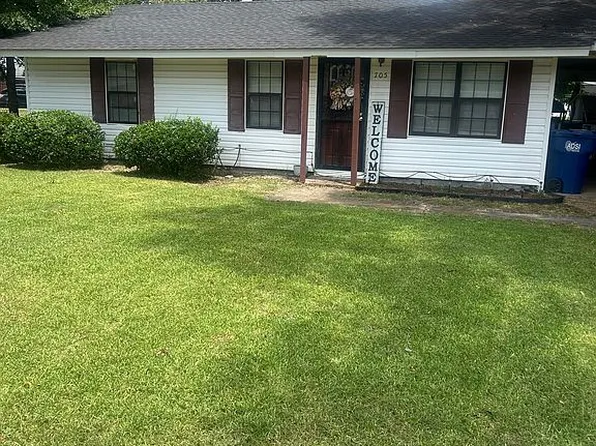 705 Beach St, Cleveland, MS 38732
