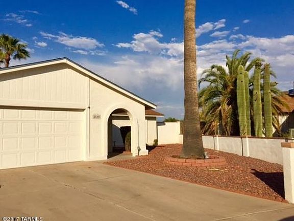2nd image of 4500 W Lynn Cir