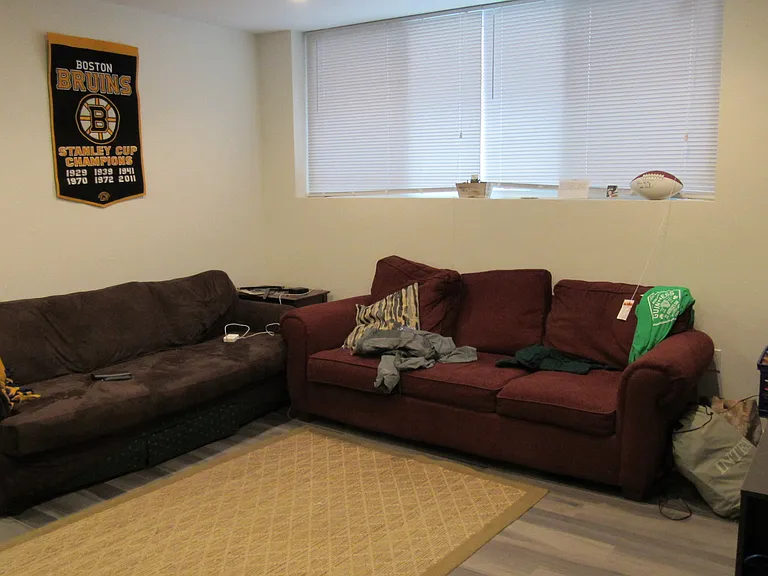 6 Foster St #1 — Photo 3