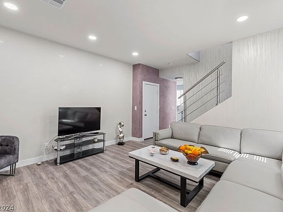 4th image of 7570 Village Mist Ln