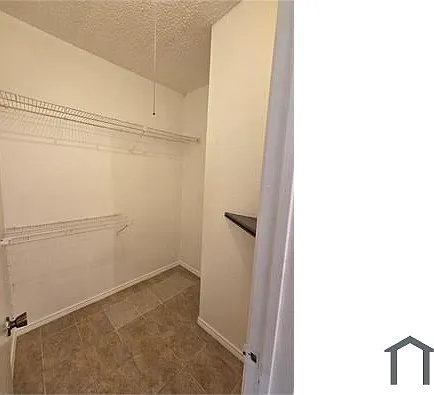 2423 W Slaughter Ln #D — Photo 14