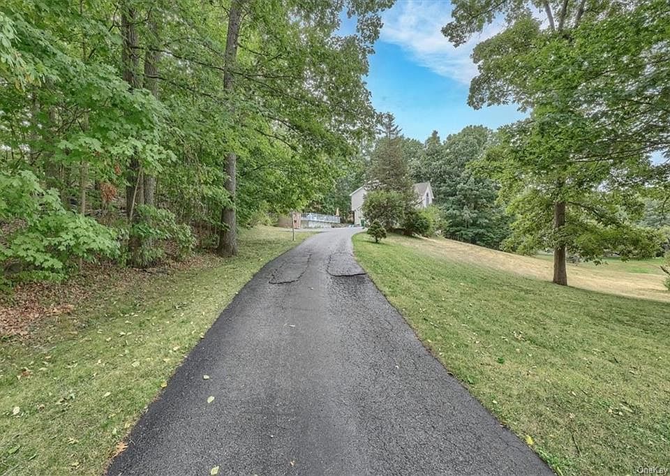 24 Woodland Court, Wappingers Falls, NY 12590 MLS H6205936 Zillow