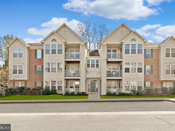7905 Valley Manor Rd #304, Owings Mills, MD 21117
