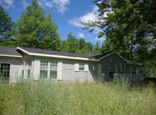 5326 Beachview Dr, Gaylord, MI 49735