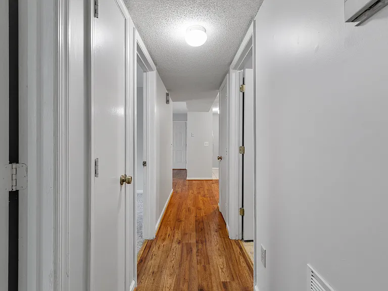 5627 Hornaday Rd #B — Photo 12
