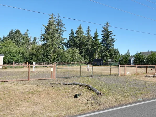 721 Mt Olympus Avenue SE, Ocean Shores, WA 98569