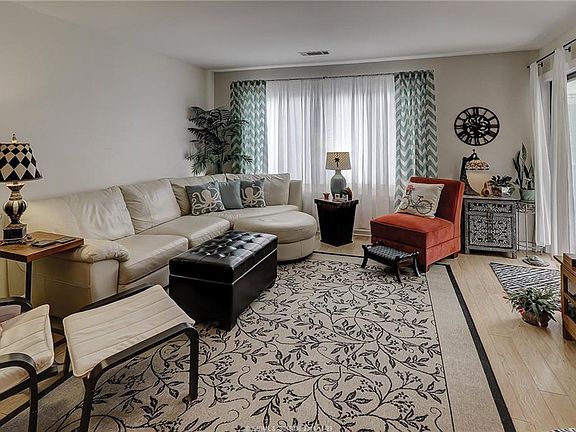 5th image of 36 Deallyon Ave APT 53