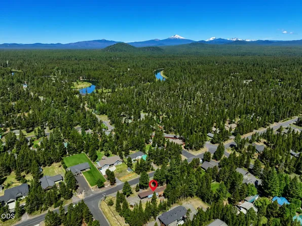 56072 Marsh Hawk Rd, Bend, OR 97707