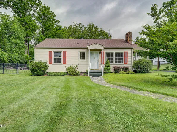 123 Park Ct, Johnson City, TN 37601
