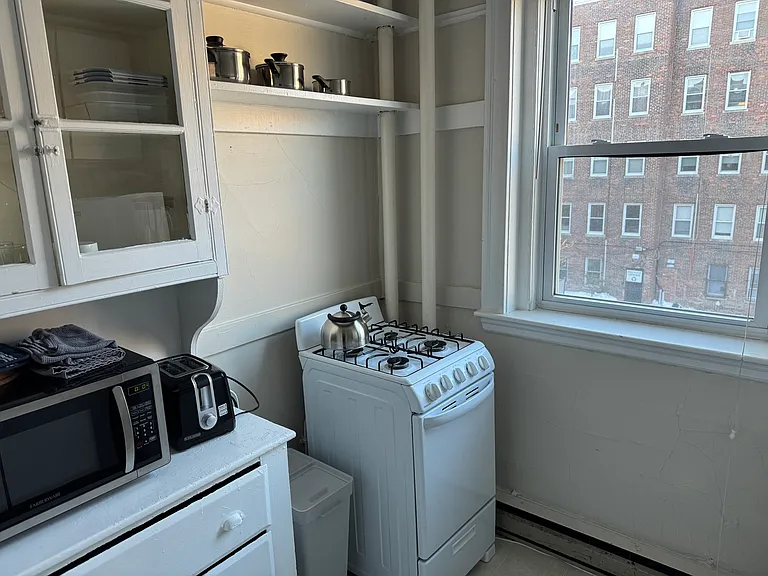 85 Park Dr #8 — Photo 6