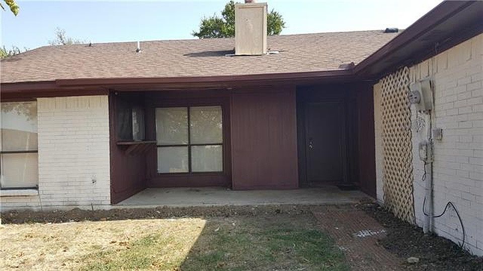 1st image of 1313 Americana Ln