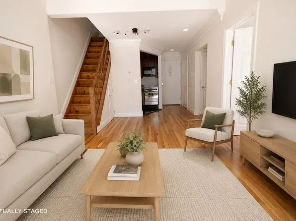 525 W 49th St APT 5D, New York, NY 10019