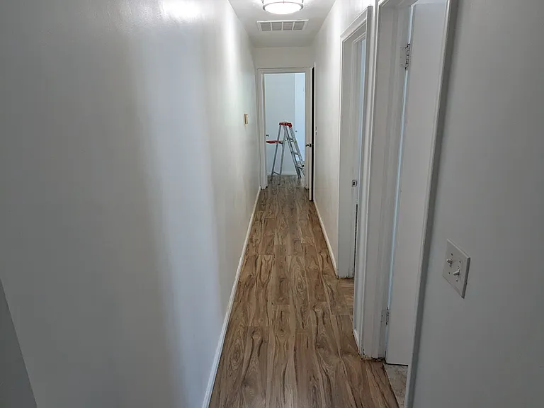Hallway to 2 Bedrooms/Bathroom