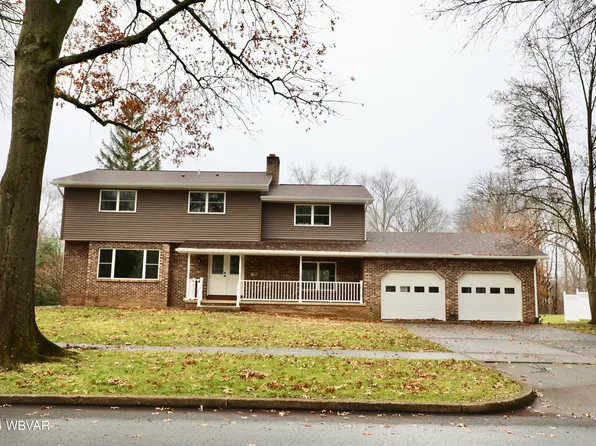 1065 Canterbury Rd, Williamsport, PA 17701