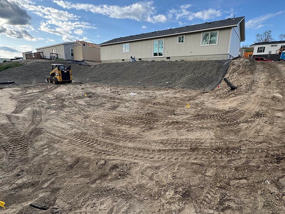 2nd image of 1311 Edith Ave